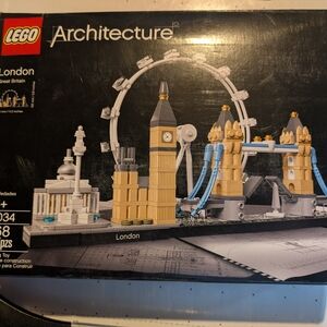 LEGO Architecture London Skyline Set - Black, White, Tan